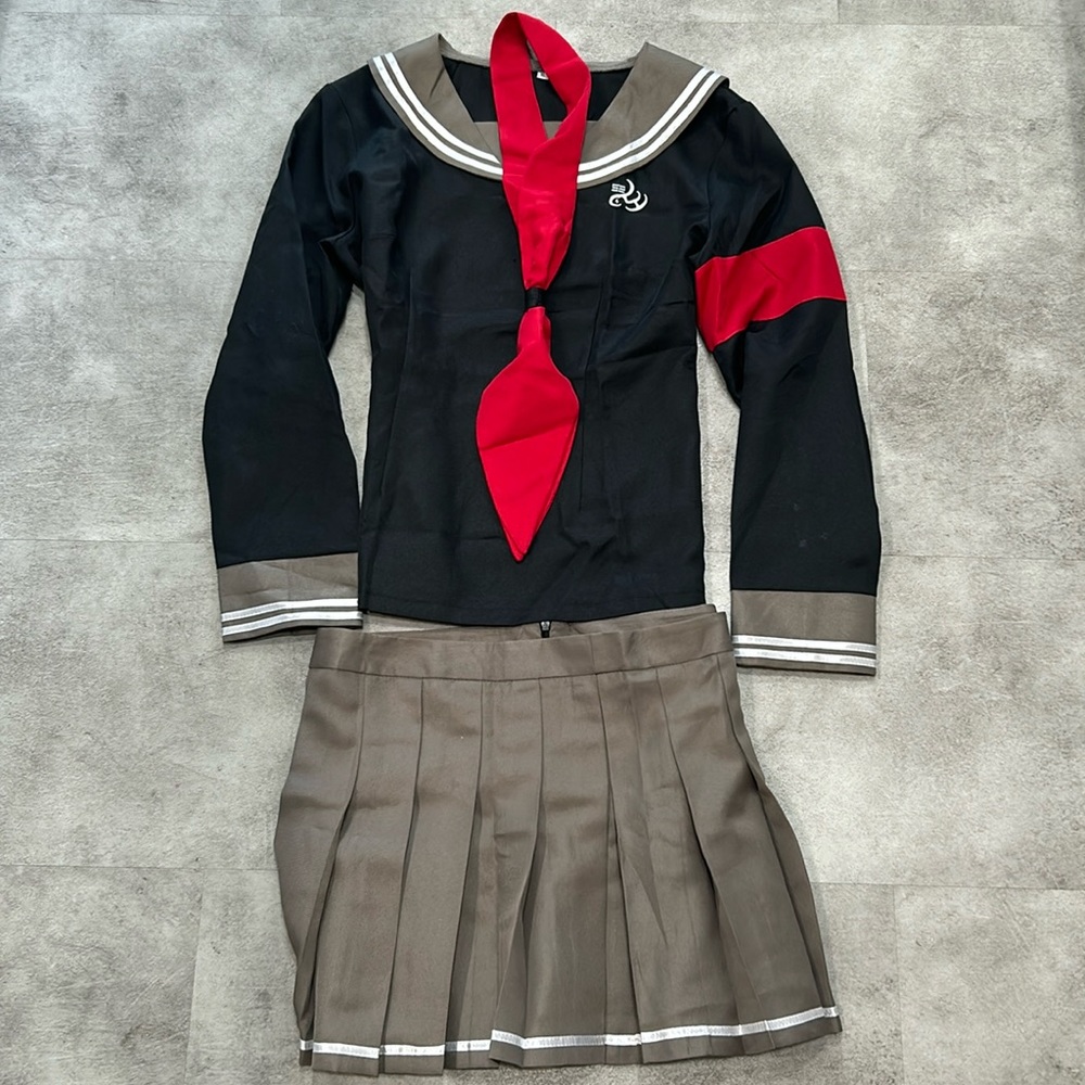 Ninja Schoolgirl Anime 3 piece cosplay outfit. Good quality, Halloween time!